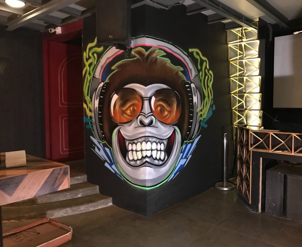 monkey anamorphic graffiti zake andheri mumbai restaurant graffiti